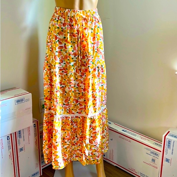 Simplee Apparel Dresses & Skirts - Simplee plus Maxi skirt